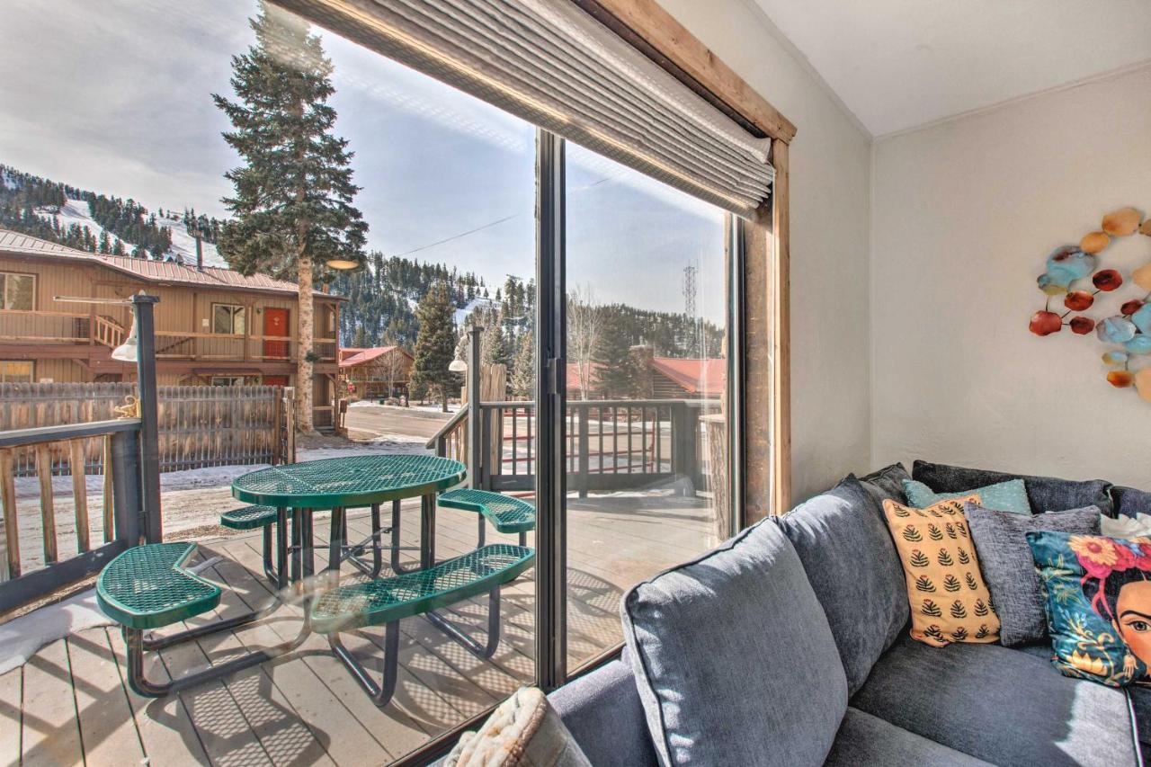 Cozy Red River Condo - Walk To Chair Lift! Экстерьер фото